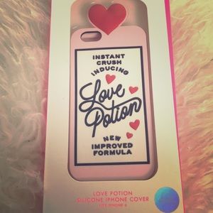 Ban.do iPhone 6/6S Case NWT. Offer price